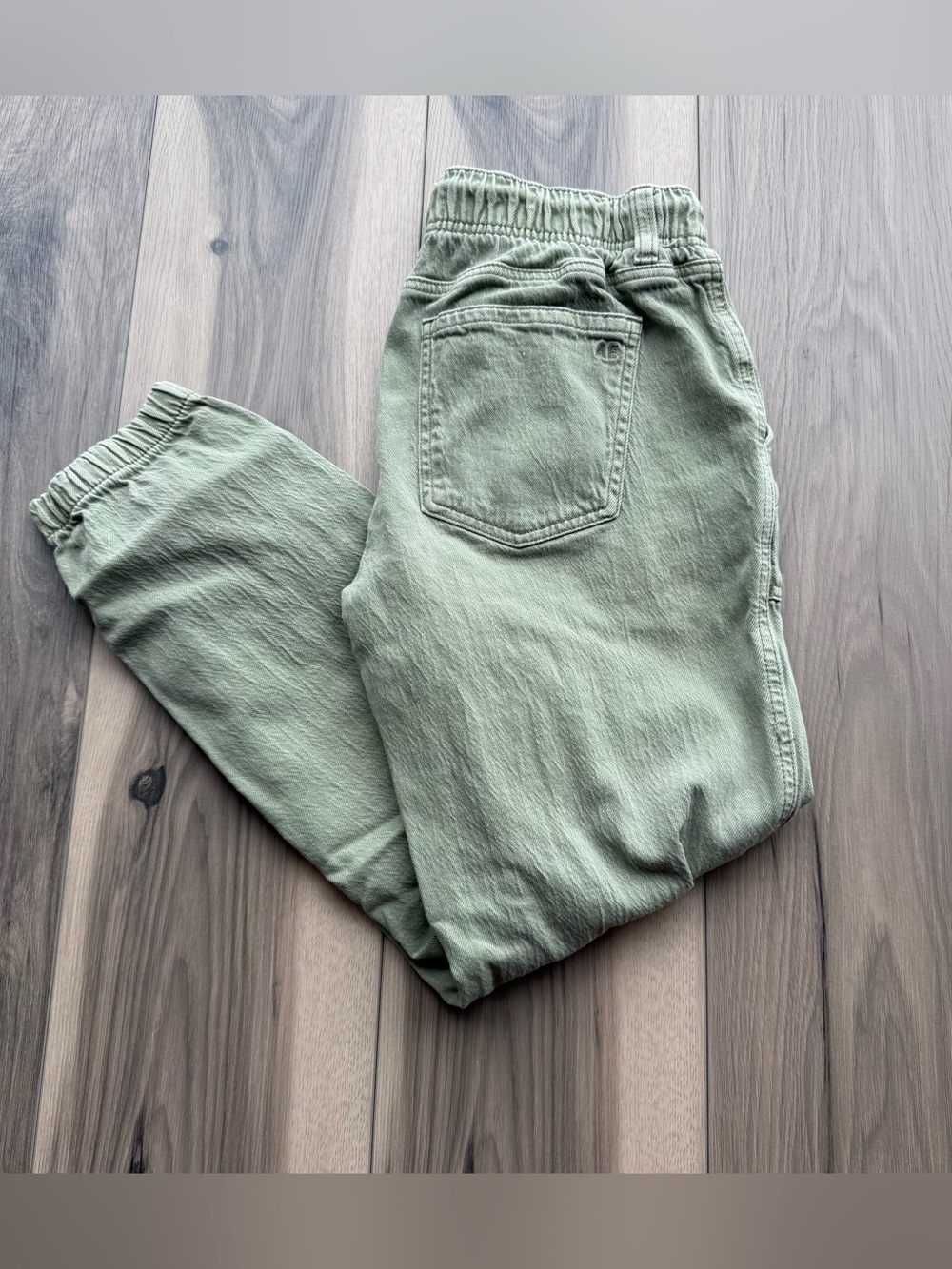 American Eagle Stretch Tomgirl Utility Joggers Sage Green Pants Women size 6 Reg